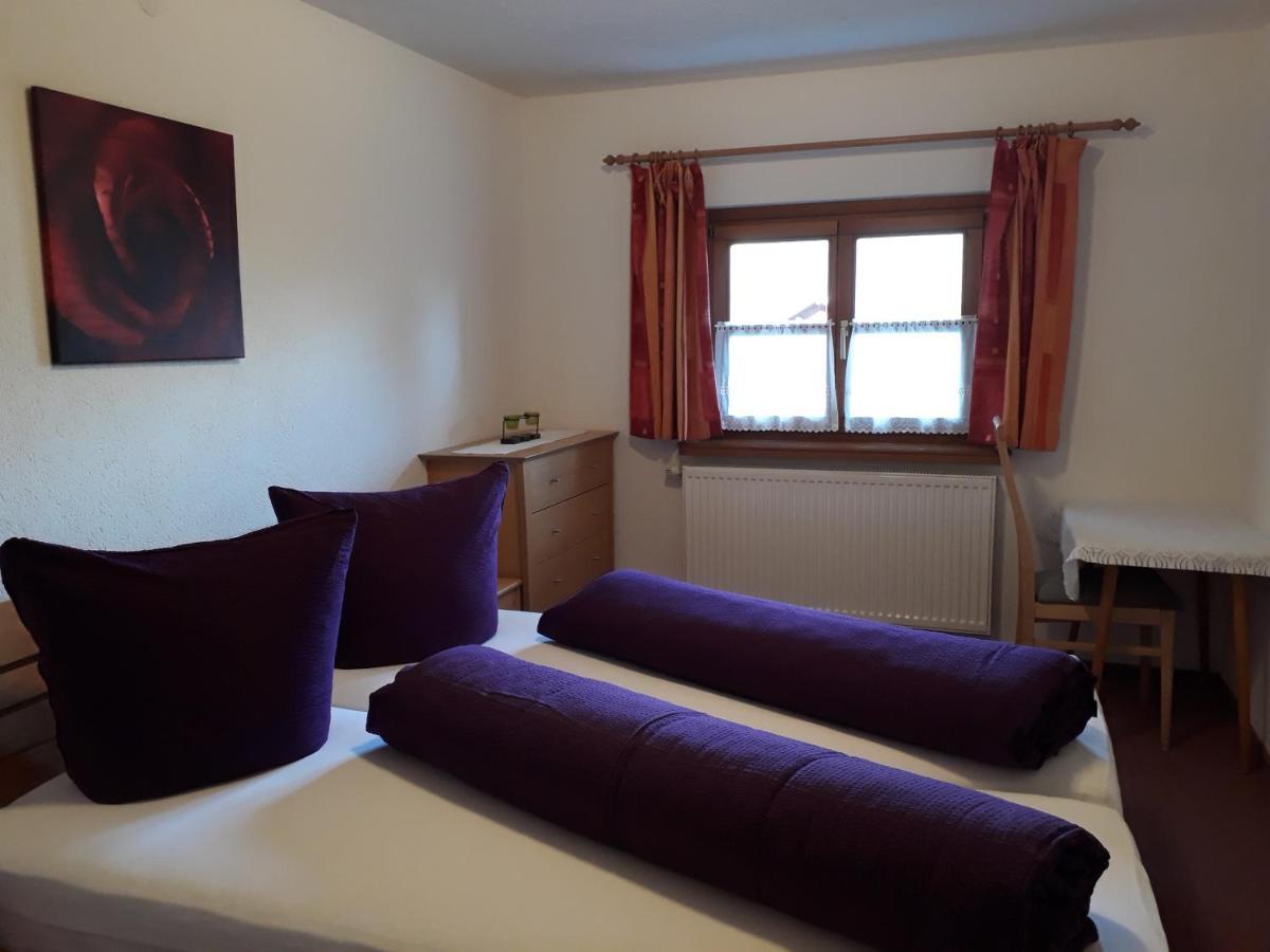 Haus Laedeler Apartment Schruns Bagian luar foto